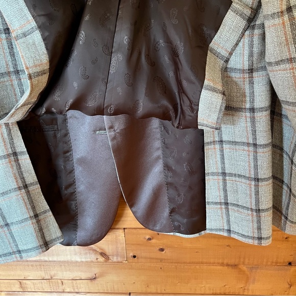 $2,995 Custom plaid design by Thor Tuxedo blazer - Picture 11 of 16